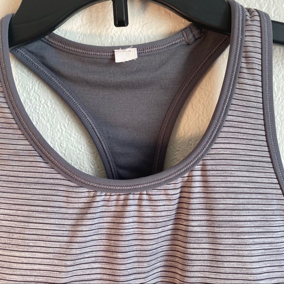 Lululemon Ruche Of Adrenaline Tank Gray Size 4 - Picture 12 of 14